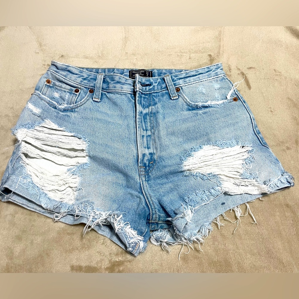 Abercrombie & Fitch annie high rise short